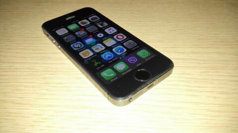 iPhone 5s 16GB FU Space Grey Verizon