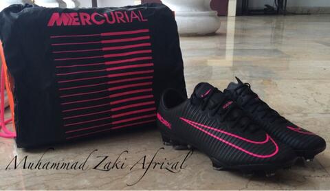 sepatu bola nike mercurial vapor xi