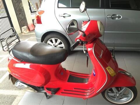 Jual vespa lx 150 ie 2v 2011 bandung