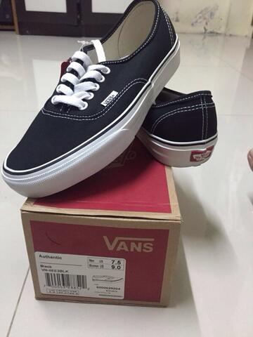 vans authentic 7.5