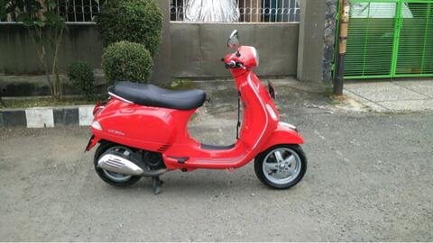 Jual Vespa LX 150 2v 2012 Bandung
