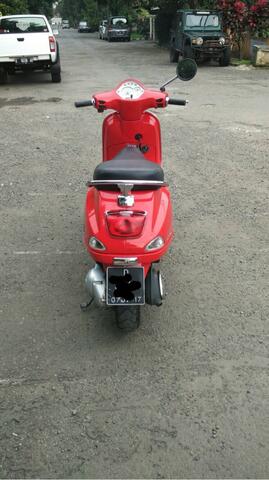 Jual Vespa LX 150 2v 2012 Bandung