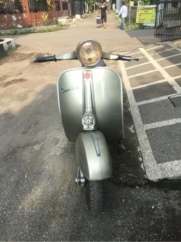 vespa Sprint veloche bagol 74 bandung