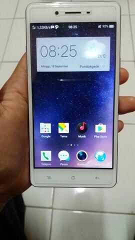 Oppo F1 Selfie Expert Rose Gold