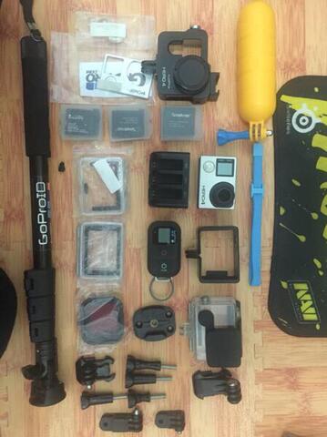 GoPro Hero 4 Silver Banyak Bonus (Malang)