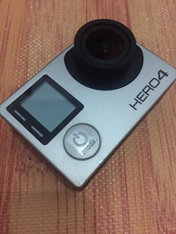 GoPro Hero 4 Silver Banyak Bonus (Malang)