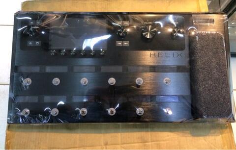 BRAND NEW: Line 6 Helix Multi-Effect Processor (China made)