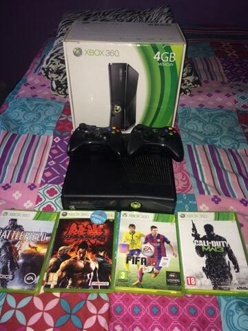 Xbox Slim Black 360 Memo 4 Gb