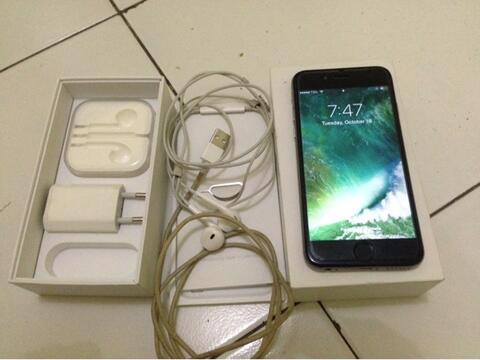 iphone 16gb black..4jt an..minus finger..komplit