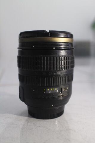 Lensa Nikon DX 18-70