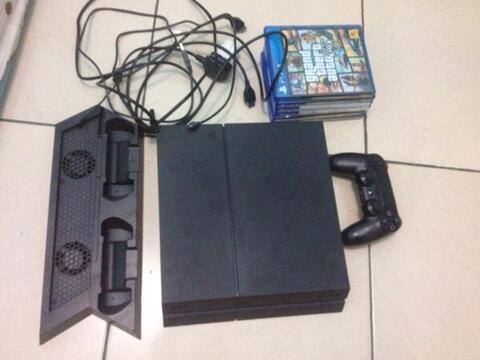 WTS Ps4 seri CUH 1206B jet black..