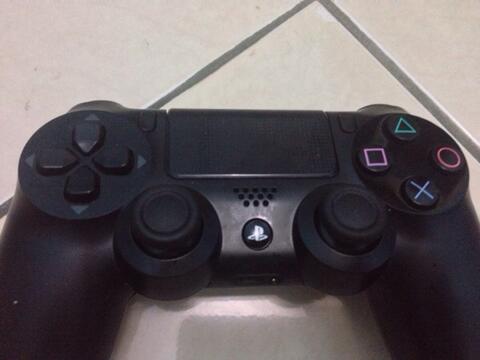 WTS Ps4 seri CUH 1206B jet black..