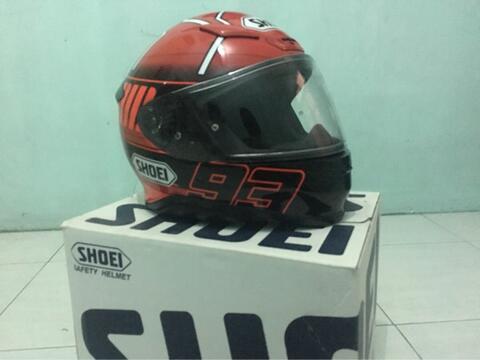 Helm Shoei Z7 Marquez 3