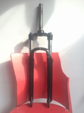 Fork Zoom Bravo ( bukan rockshox, suntour, fox, epixon, epicon, rst , marzzochi)