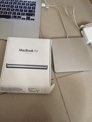 DIJUAL Mac book air 13inch mid 2011