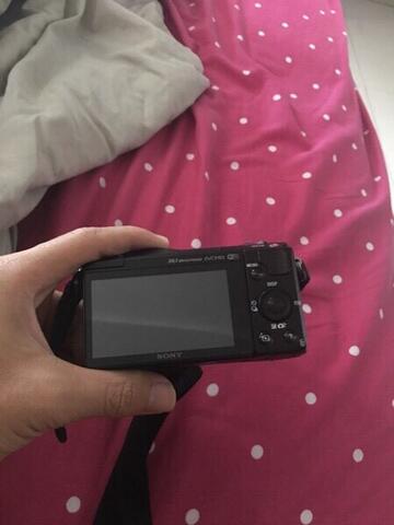 Sony A5000 Kit 16-50mm Mirrorless