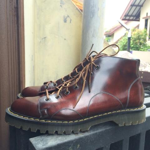 solovair burgundy monkey boot