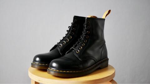 dr martens 14045