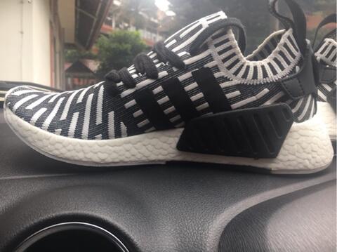 WTS ADIDAS NMD R2 BOOST