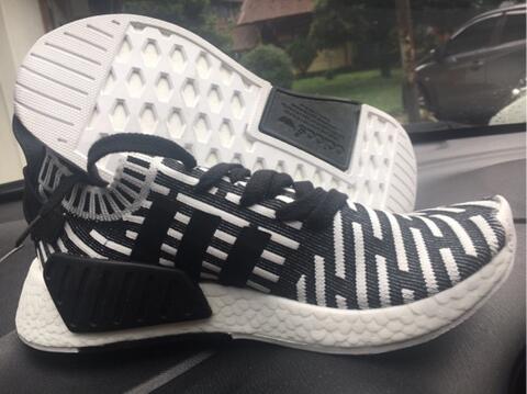 WTS ADIDAS NMD R2 BOOST