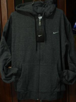 harga sweater nike