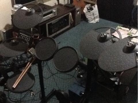 Drum listrik yamaha dtx450 kondisi gress