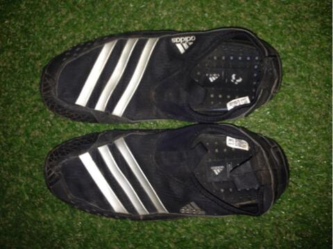 adidas Jaw Paw