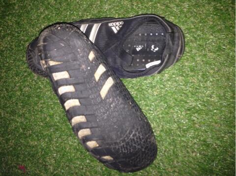 adidas Jaw Paw
