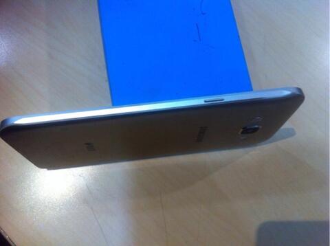 samsung A8 2016 gold bekasi mulus