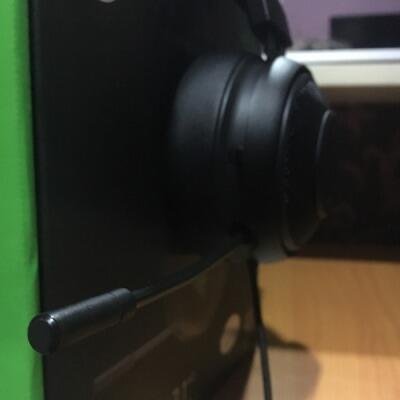 HEADSET RAZER KRAKEN 7.1 v2 SURROUND SOUND surabaya-sidoarjo