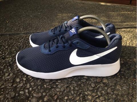 nike tanjun 44