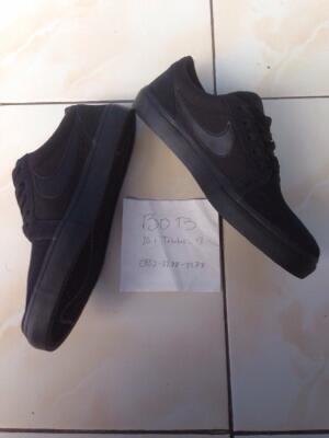 Nike SB Satire (Skateboarding Shoes)