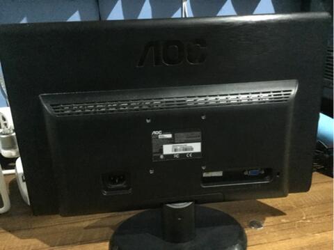 Terjual LCD Monitor AOC 18,5 inch 