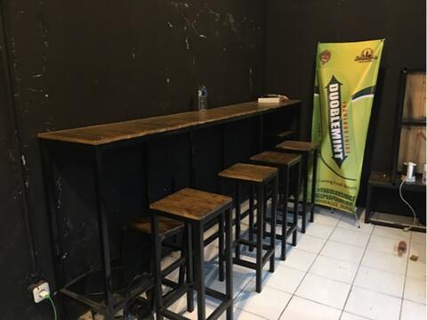 Terjual meja  restoran cafe  set sama kursi tinggi  KASKUS