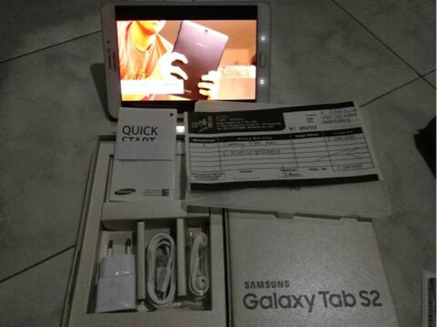 Samsung Galaxy Tab S2 8.0"