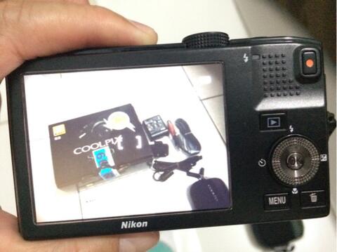 Nikon Coolpix S8100