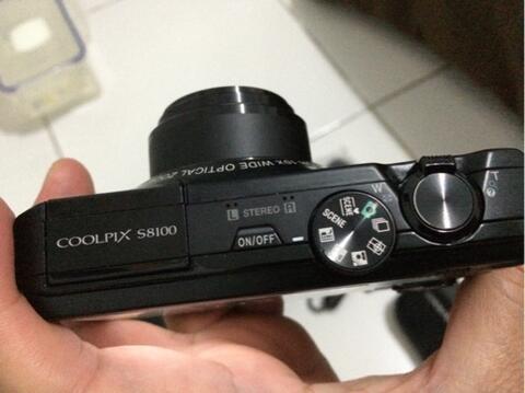 Nikon Coolpix S8100