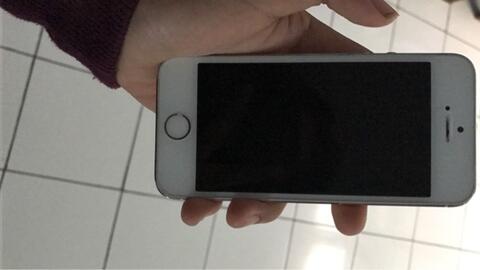 iphone 5s 16gb mulus like new