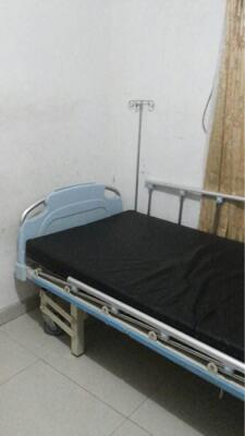 Tempat Tidur Pasien