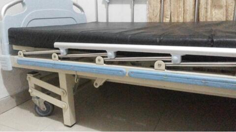 Tempat Tidur Pasien