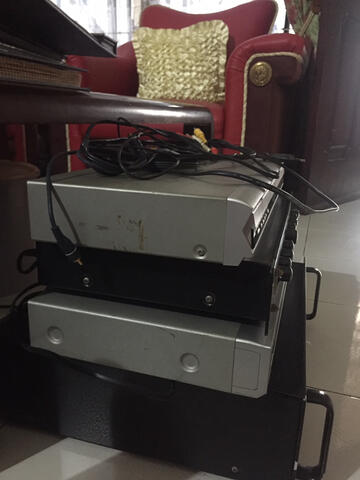 dvd player 2 pc , amplifier bell, macintosh