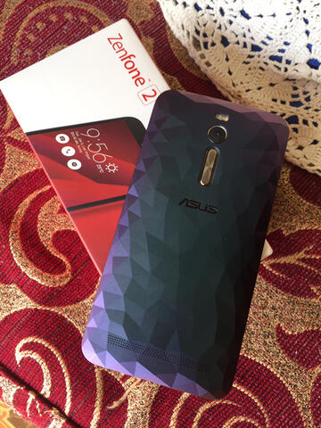 asus zenfone 2 (ZE551ML)
