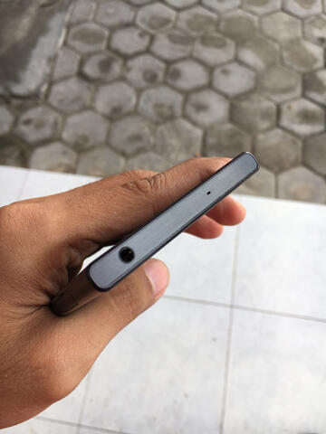 MURAH!!!!! XPERIA XZ DUAL BLACK 64GB