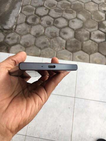 MURAH!!!!! XPERIA XZ DUAL BLACK 64GB