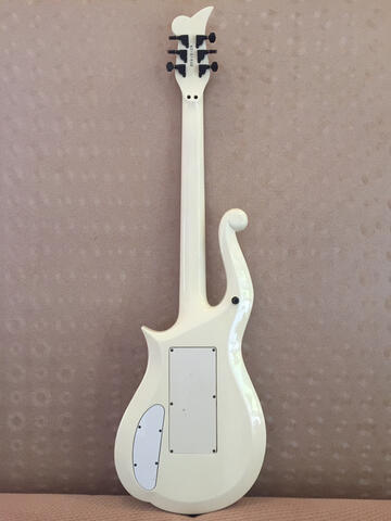 Terjual ESP PR 2 SUGIZO cloud model,gitar dipake prince 