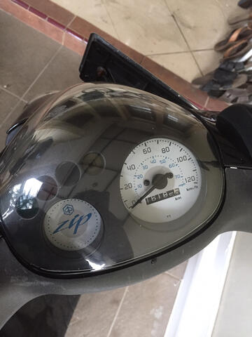 Piaggio ZIP tahun 2012