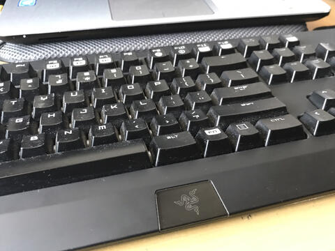DIJUAL RAZER BLACKWIDOW ULTIMATE