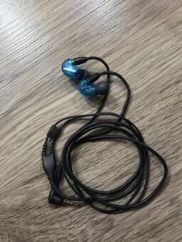 shure se 215