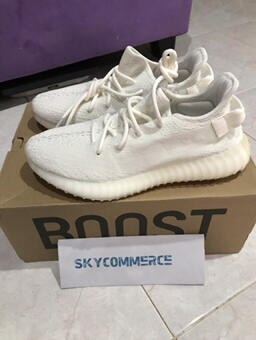 yeezy triple white yellowing