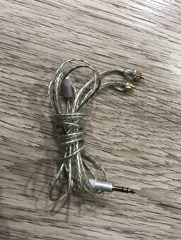 Shure SE215